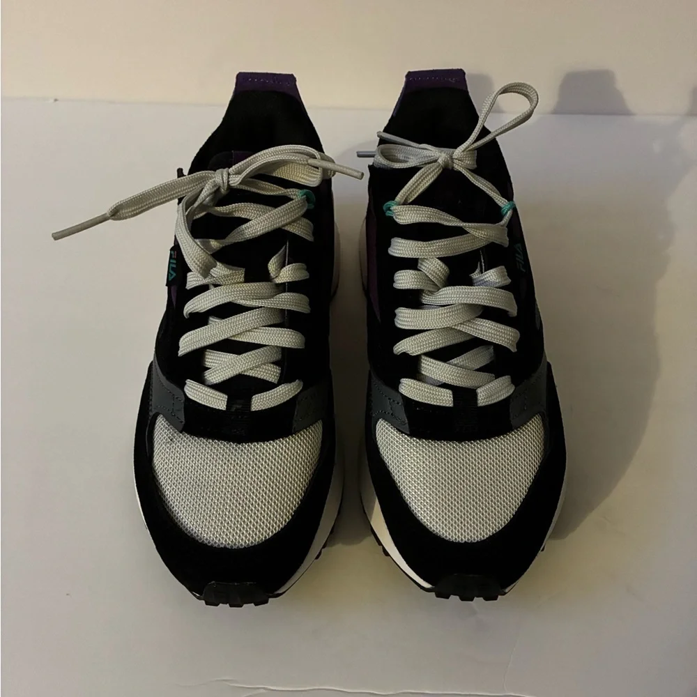 Stylish Fila Sneakers